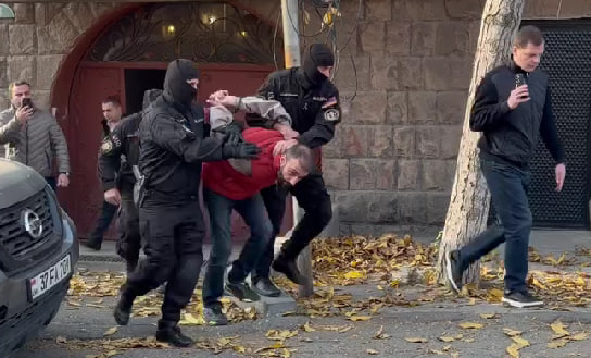 Alen Simonyanı təhqir edən blogerlər belə saxlanıldı - VİDEO