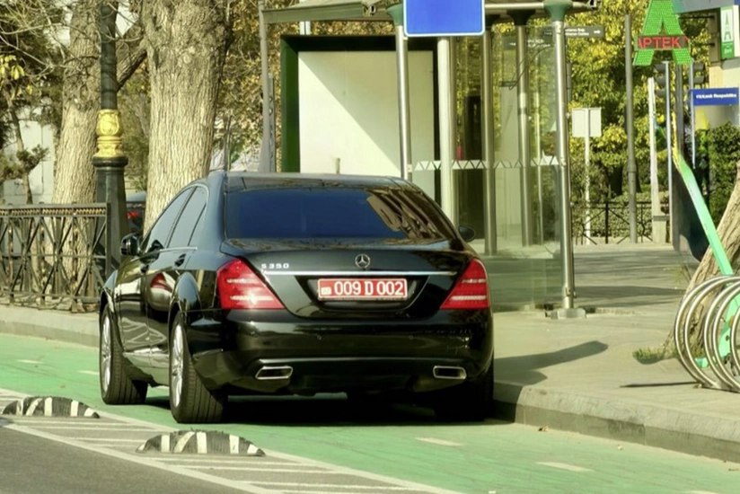 DİN-dən Bakıda diplomatik nömrəli avtomobilin qayda pozmasına REAKSİYA DİN-dən Bakıda diplomatik nömrəli avtomobilin qayda pozmasına REAKSİYA