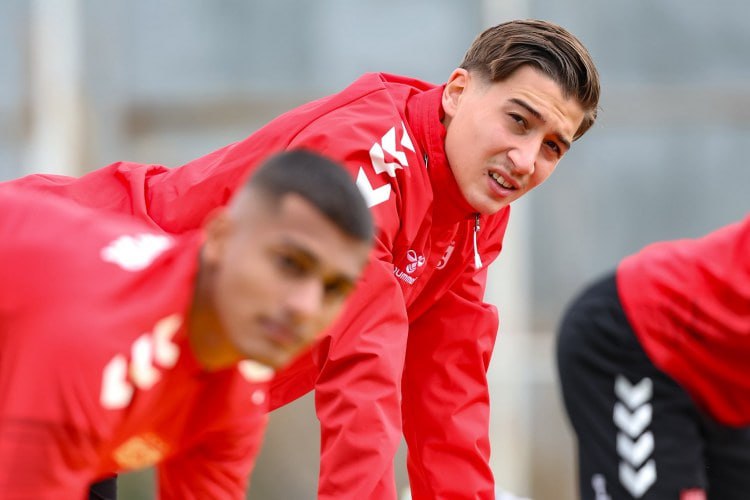 Millimizin üzvü 45 günlük futboldan UZAQLAŞDIRILDI Millimizin üzvü 45 günlük futboldan UZAQLAŞDIRILDI