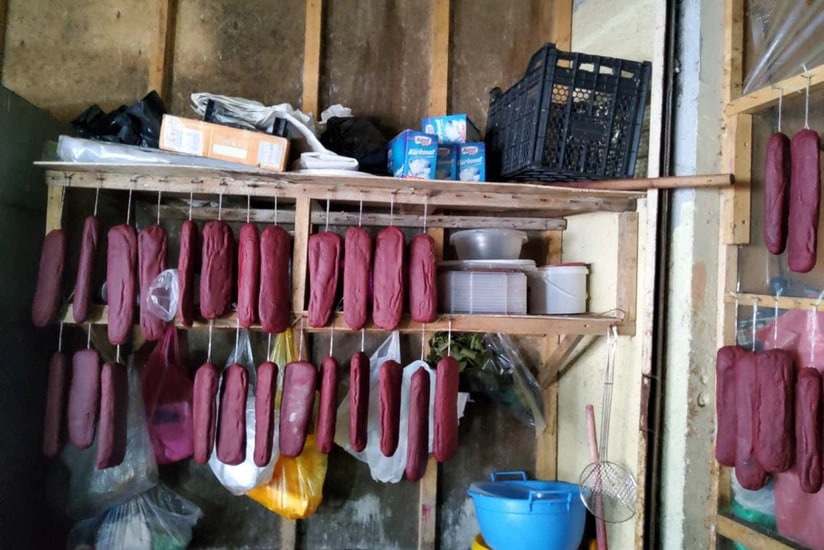 Bakıda satılan dana əti basdırmasında at DNT-si aşkarlandı – FOTO Bakıda satılan dana əti basdırmasında at DNT-si aşkarlandı – FOTO