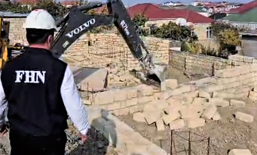 Masazırda qanunsuz tikililər söküldü – VİDEO
