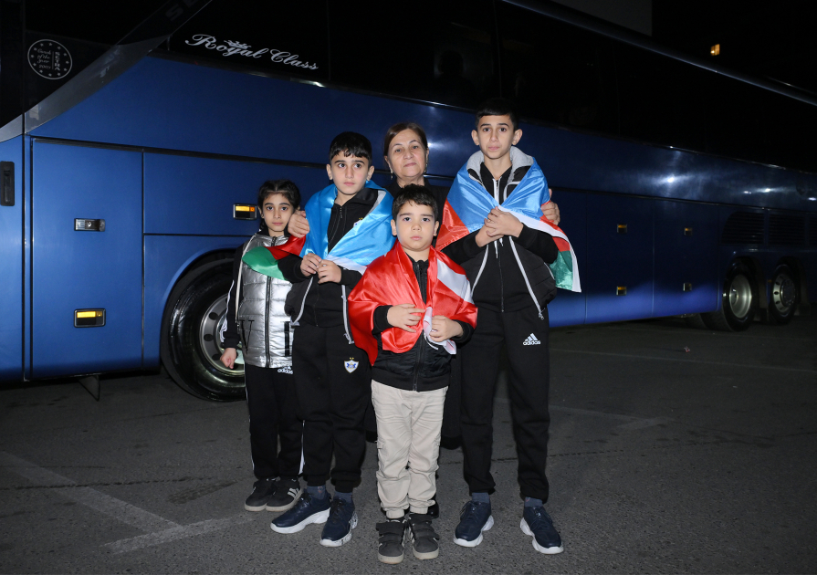 Onlar da doğma yurdlarına qayıdırlar – FOTO Onlar da doğma yurdlarına qayıdırlar – FOTO