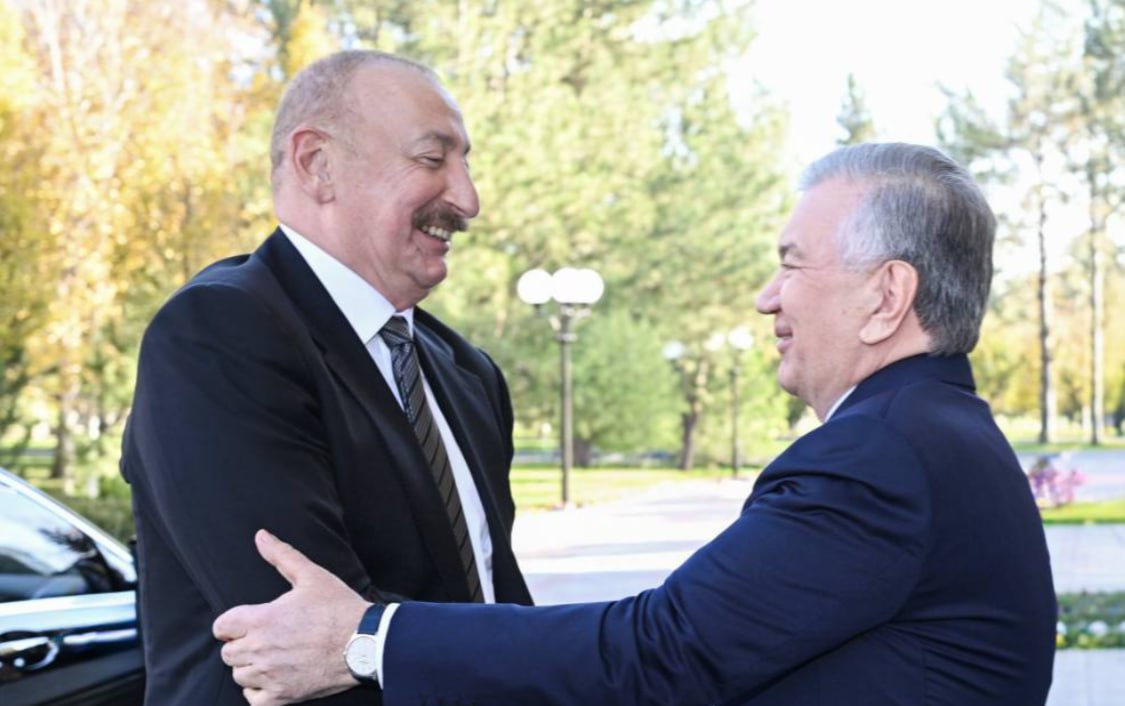 Mirziyoyev İlham Əliyevi belə qarşıladı – VİDEO Mirziyoyev İlham Əliyevi belə qarşıladı – VİDEO