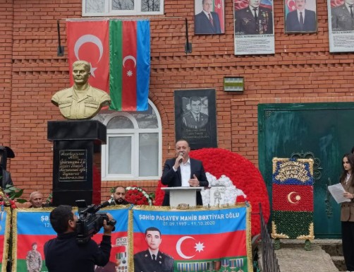 Milli Qəhrəman Pəncəli Teymurovun ailəsi ziyarət olundu - FOTO Milli Qəhrəman Pəncəli Teymurovun ailəsi ziyarət olundu - FOTO