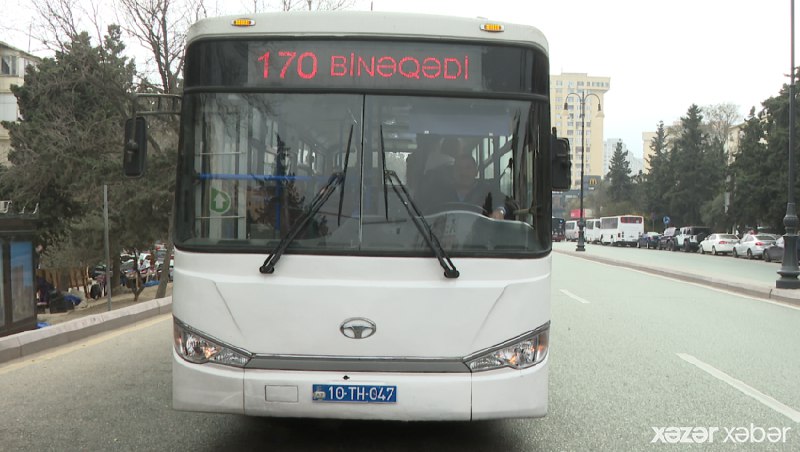 Sərnişinlər 170 nömrəli marşrutun fəaliyyətindən narazıdırlar - VİDEO Sərnişinlər 170 nömrəli marşrutun fəaliyyətindən narazıdırlar - VİDEO