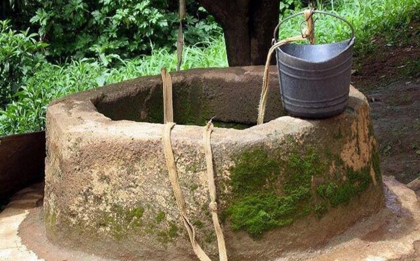 3 yaşlı uşaq quyuya düşərək öldü 3 yaşlı uşaq quyuya düşərək öldü