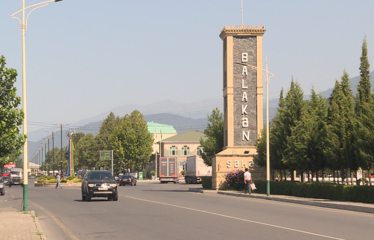 Balakəndə “bomj”un su arxında meyiti tapıldı Balakəndə “bomj”un su arxında meyiti tapıldı