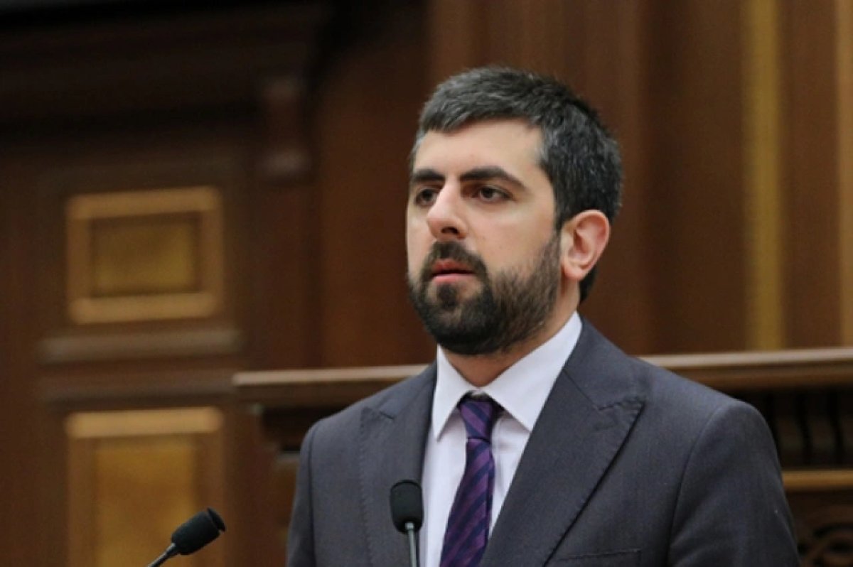 Erməni deputat İstanbulda Zəngəzur dəhlizinin əhəmiyyətindən DANIŞDI