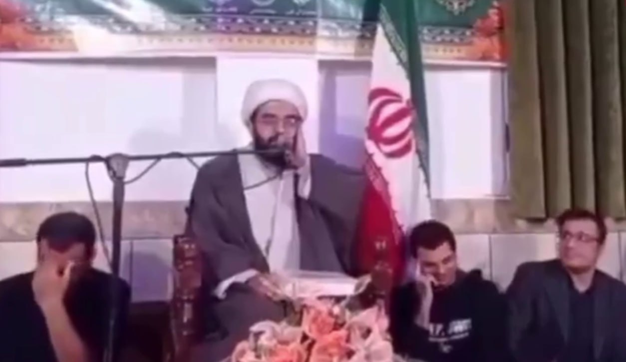 Mollanın çin dilində azan oxuması qalmaqal yaratdı – Dini ələ salanların məqsədi NƏDİR?