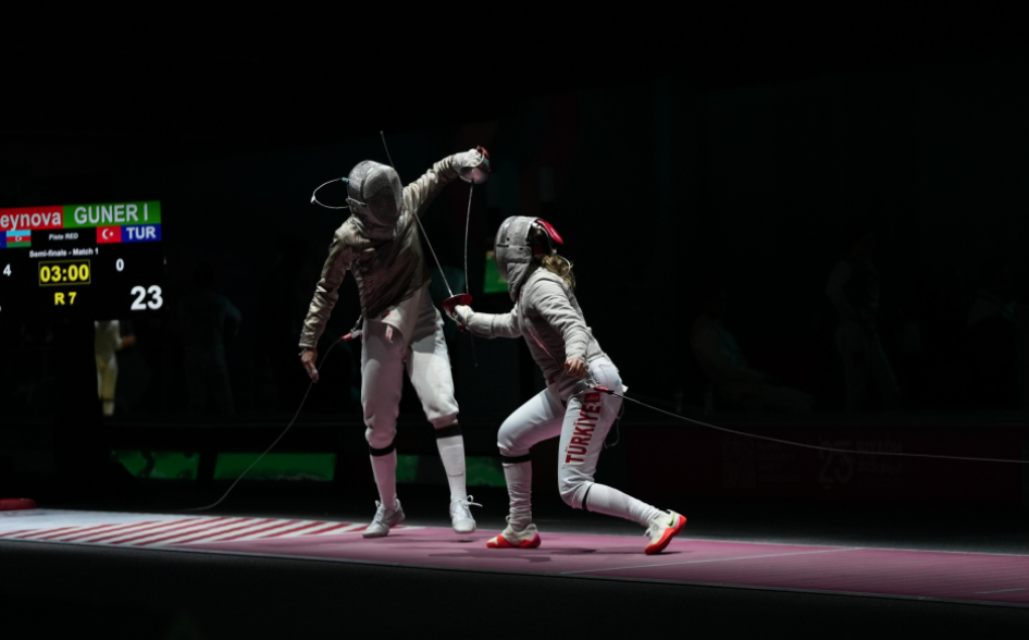 İslamiada: Azərbaycanın qılıncoynatma komandası FİNALDA İslamiada: Azərbaycanın qılıncoynatma komandası FİNALDA