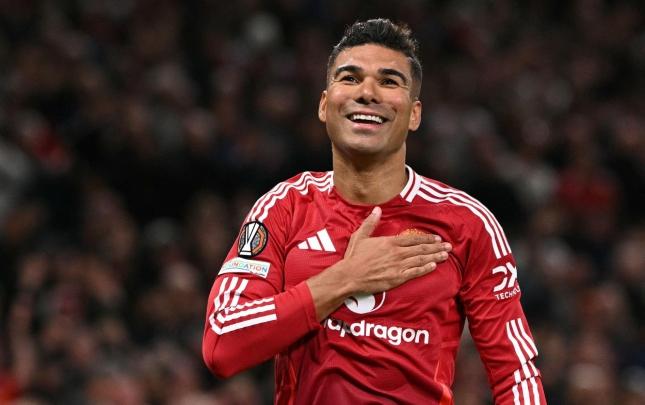 “Mançester Yunayted” Kazemironun maaşını AZALDIR