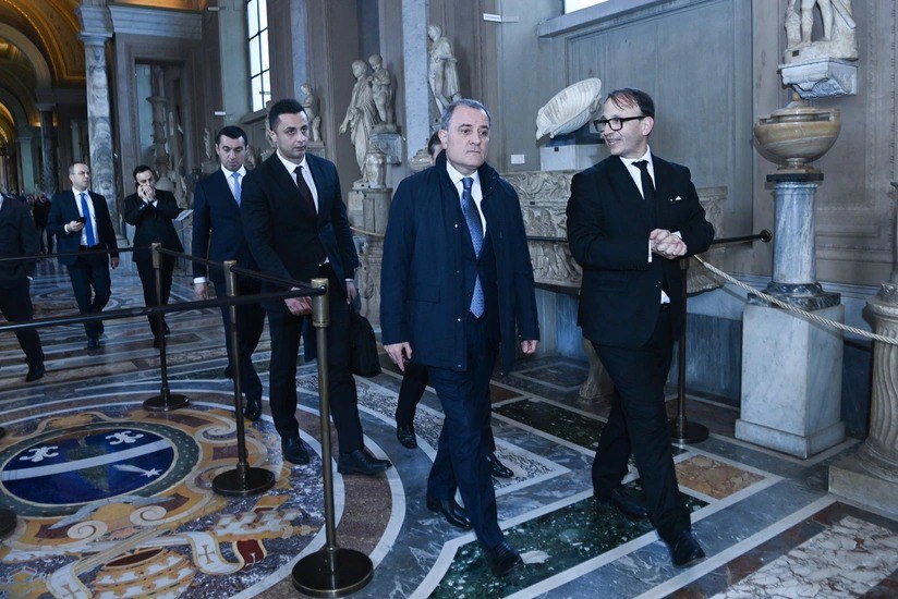 Ceyhun Bayramov Vatikanda Müqəddəs Pyotr Bazilikasında - FOTO