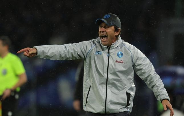 "Qarabağ"ın qapıçısı möhtəşəm qurtarışlar etdi" - Antonio Konte