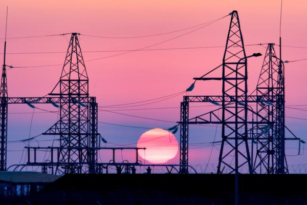 Paşinyan Ermənistanın enerji şəbəkələrini türk şirkətinə satır