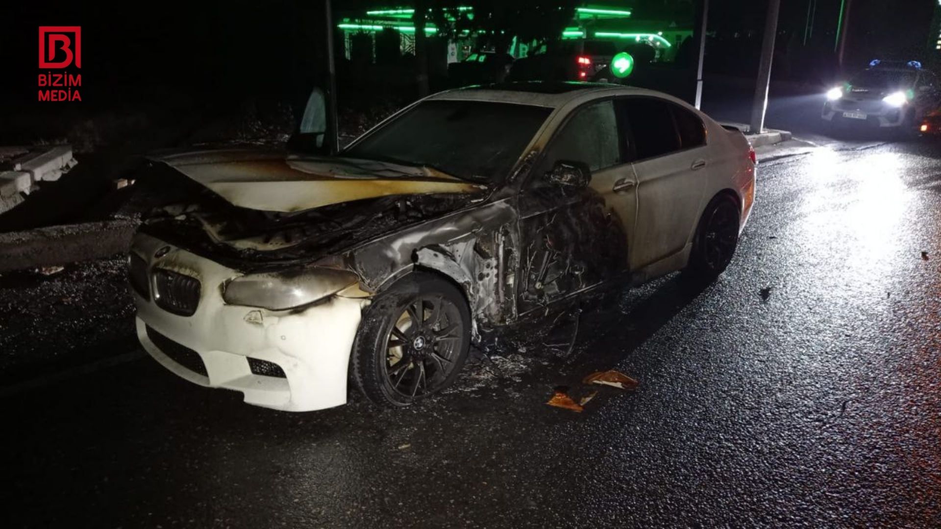 Göygöldə "BMW" alışıb yandı – FOTO/VİDEO Göygöldə "BMW" alışıb yandı – FOTO/VİDEO