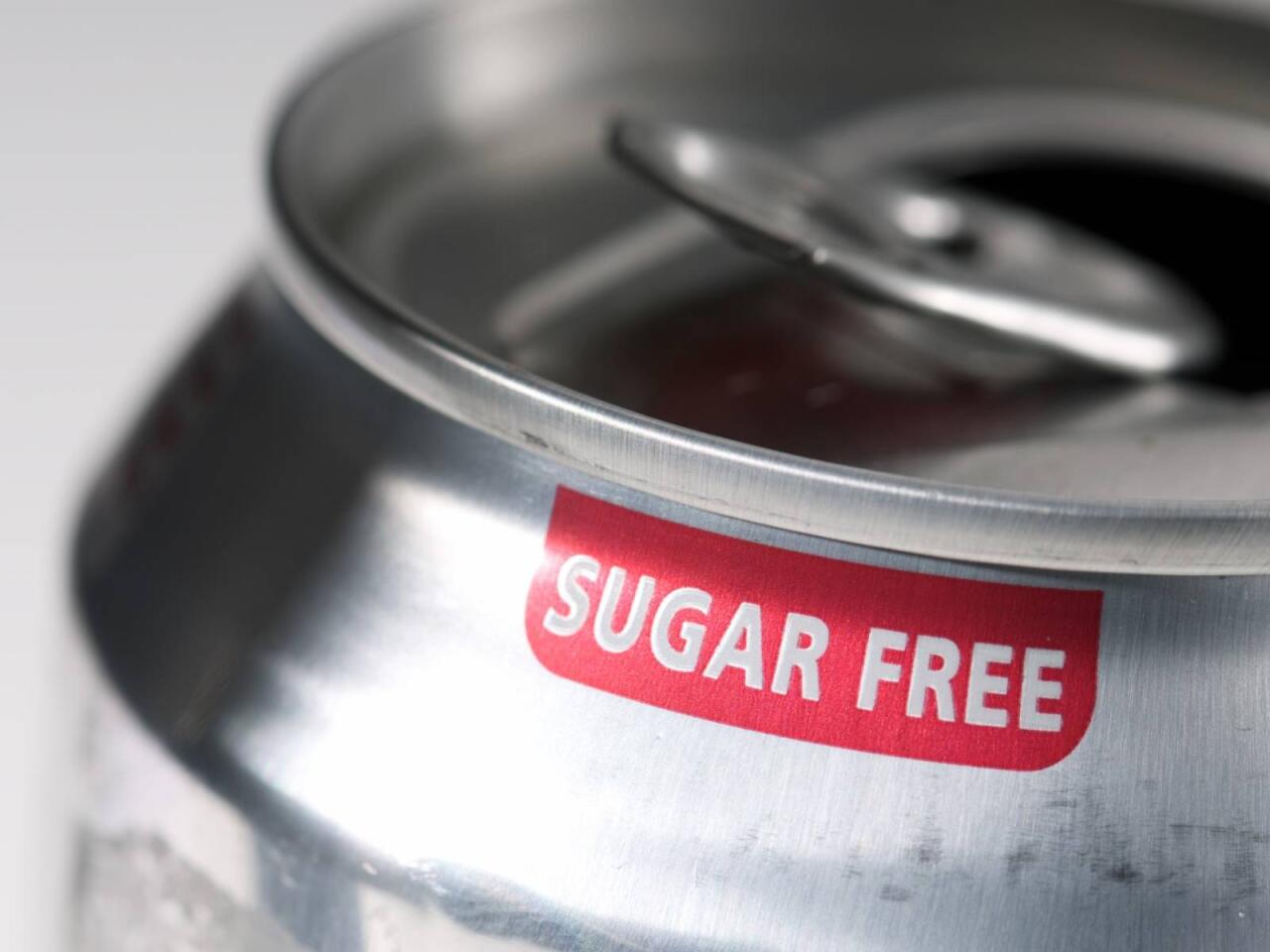 Ziyansız kimi görünüb, zəhər saçan içkilər AÇIQLANDI Ziyansız kimi görünüb, zəhər saçan içkilər AÇIQLANDI