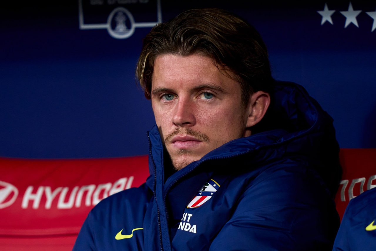 “Atletiko” bu futbolçunu satmağa HAZIRLAŞIR “Atletiko” bu futbolçunu satmağa HAZIRLAŞIR