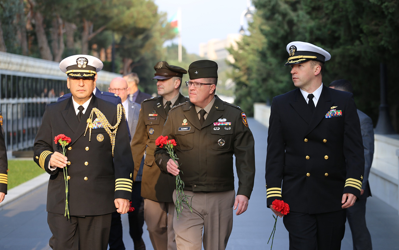 ABŞ-ın briqada generalı Azərbaycana gəldi - FOTO