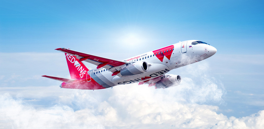 Moskvadan Taylanda uçan təyyarənin mühərriki yandı - FOTO Moskvadan Taylanda uçan təyyarənin mühərriki yandı - FOTO