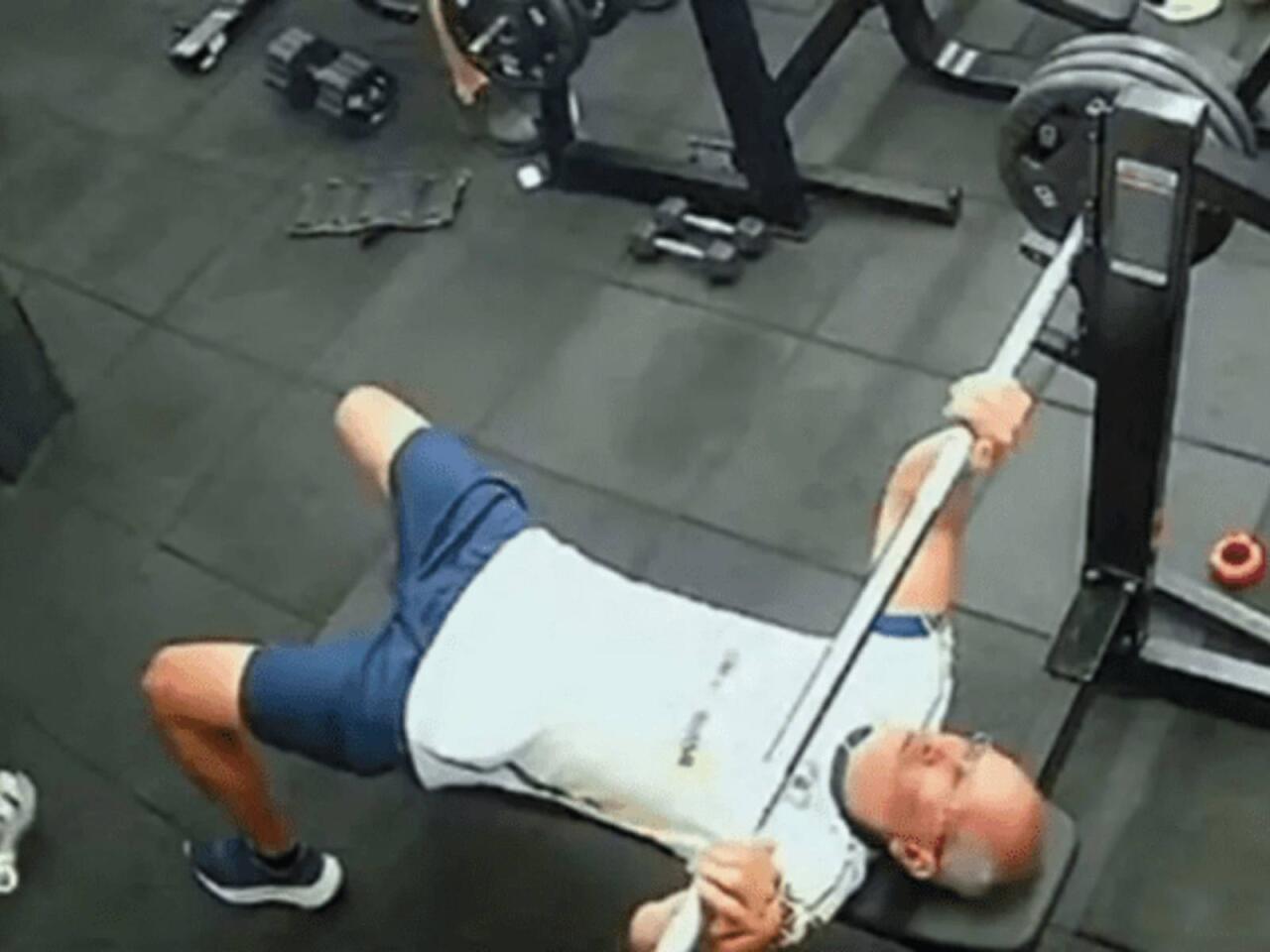 Məşq edərkən həyatını itirdi - VİDEO Məşq edərkən həyatını itirdi - VİDEO