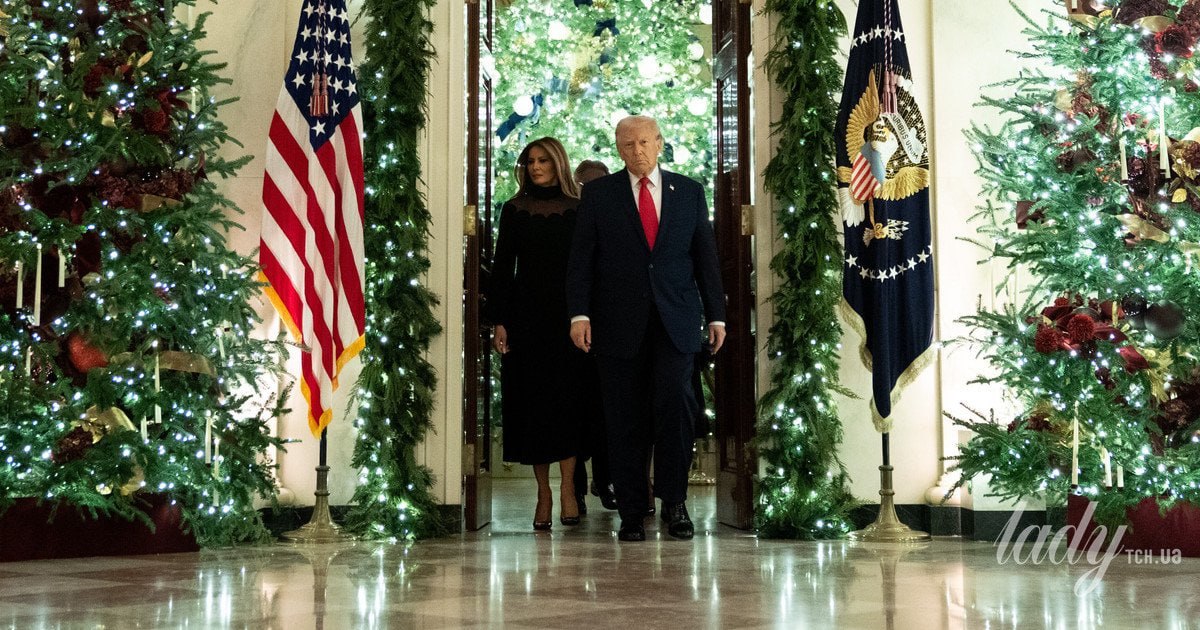 Melaniya Tramp diqqətləri yenə də üzərinə çəkməyi bacardı- FOTO Melaniya Tramp diqqətləri yenə də üzərinə çəkməyi bacardı- FOTO