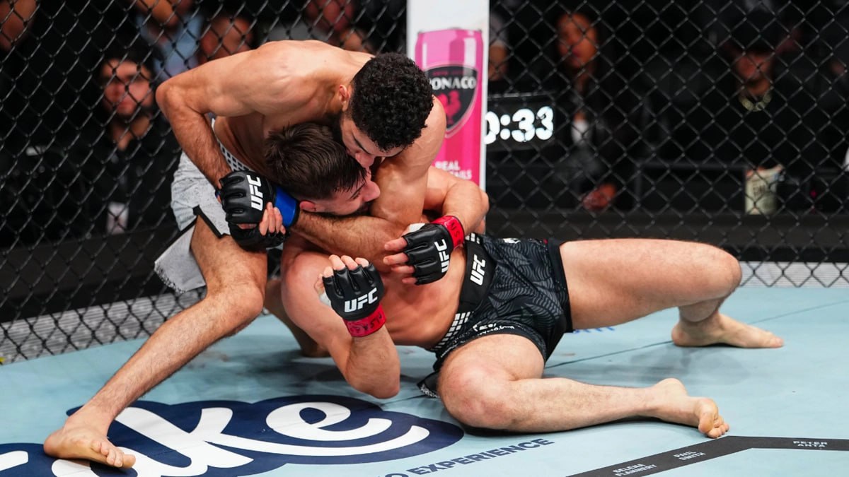 Nazim Sadıxov UFC 323 turnirində məğlub oldu - VİDEO Nazim Sadıxov UFC 323 turnirində məğlub oldu - VİDEO