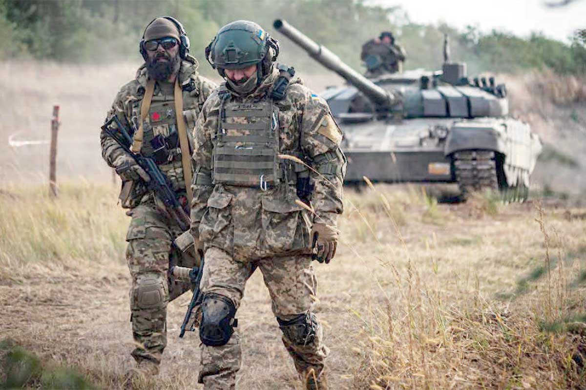 Rusiya cəbhədə bir neçə istiqamətdə irəliləyir - “The New York Times“ Rusiya cəbhədə bir neçə istiqamətdə irəliləyir - “The New York Times“