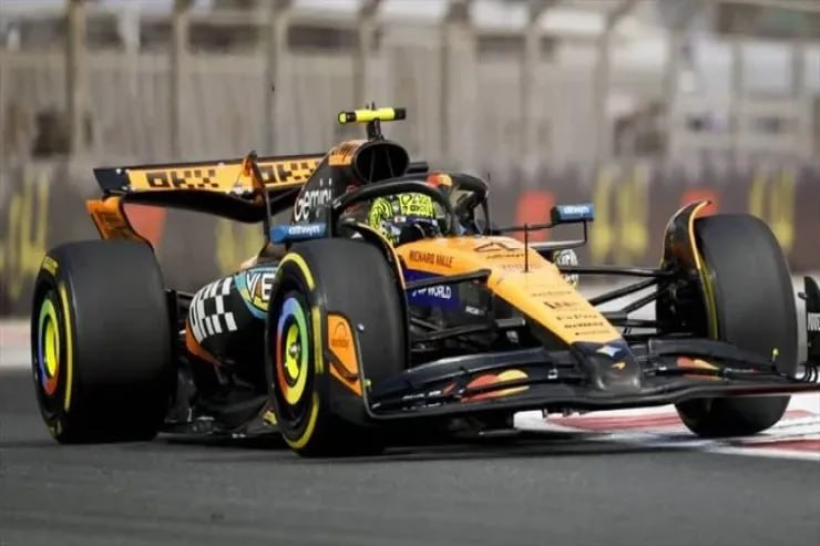 Formula 1-də ilk dəfə ÇEMPİON OLDU Formula 1-də ilk dəfə ÇEMPİON OLDU