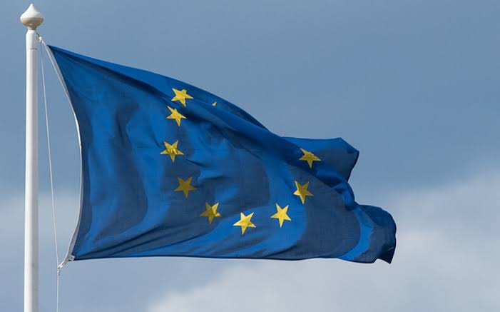 Aİ miqrasiya siyasətini SƏRTLƏŞDİRDİ