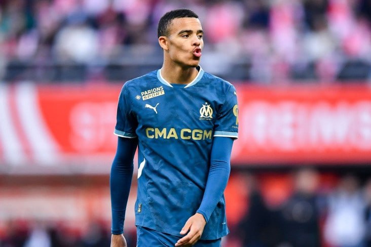 Ərəb klubu bu futbolçu üçün 100 milyon TƏKLİF EDİR Ərəb klubu bu futbolçu üçün 100 milyon TƏKLİF EDİR