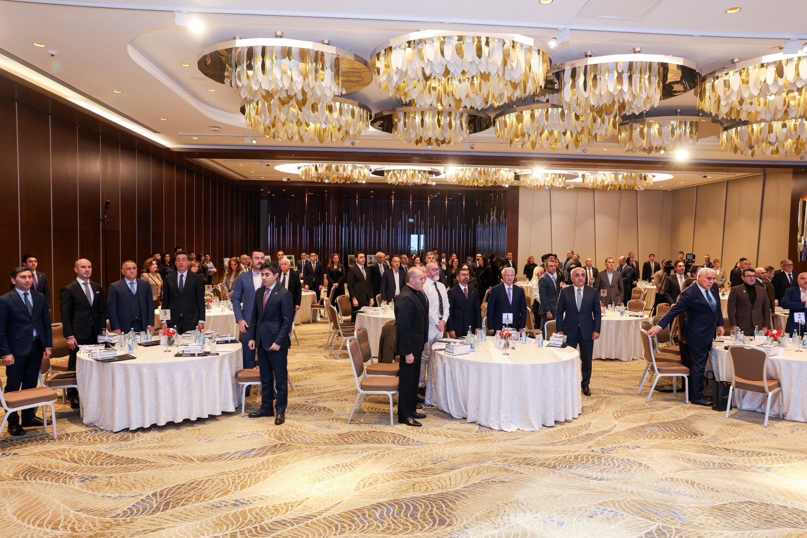 “Qarabağın Dirçəlişi: Azərbaycan İntibahının Hekayəsi” innovativ kitab layihəsinin təqdimatı keçirildi – FOTO