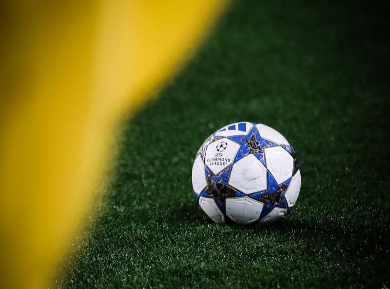 "Qarabağ"ın "Ayaks"la oyunöncəsi son məşqindən FOTOLAR "Qarabağ"ın "Ayaks"la oyunöncəsi son məşqindən FOTOLAR