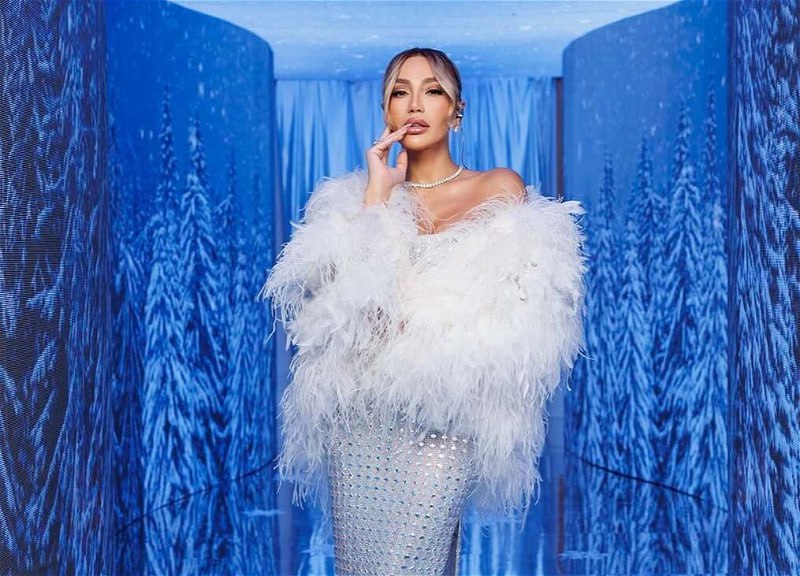 Röya 2025-ci ildə YouTube-da Azərbaycanın ən populyar müğənnisi oldu – FOTO Röya 2025-ci ildə YouTube-da Azərbaycanın ən populyar müğənnisi oldu – FOTO