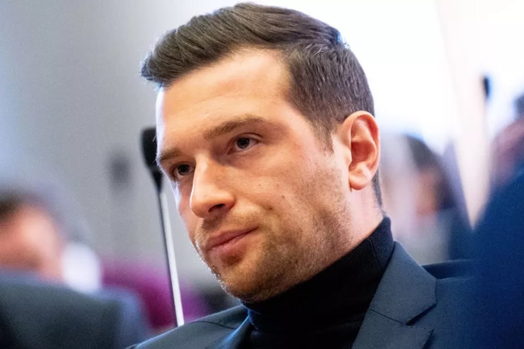 Bardella: “Fransaya Tramp kimi “böyük qardaş” lazım deyil” Bardella: “Fransaya Tramp kimi “böyük qardaş” lazım deyil”