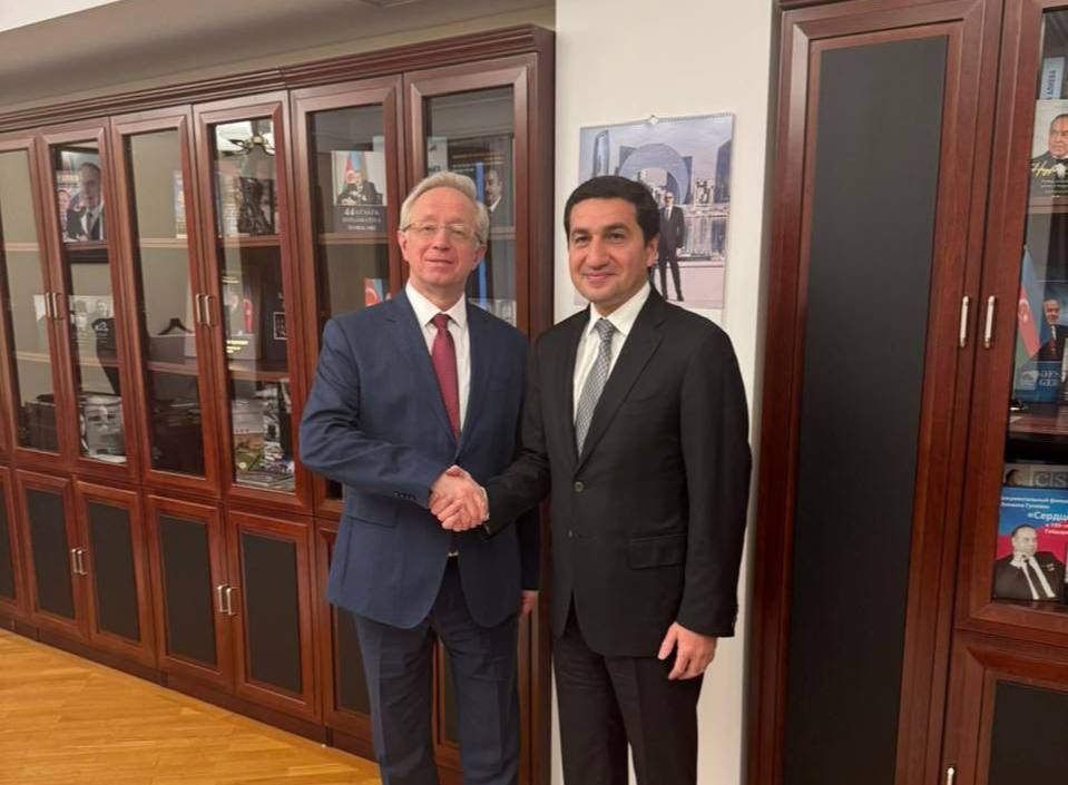 Hikmət Hacıyev Mixail Qaluzinlə regional məsələləri müzakirə etdi - FOTO Hikmət Hacıyev Mixail Qaluzinlə regional məsələləri müzakirə etdi - FOTO