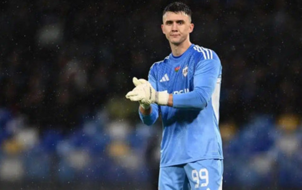 Koxalskinin seyvi ən yaxşılar sırasında – VİDEO Koxalskinin seyvi ən yaxşılar sırasında – VİDEO