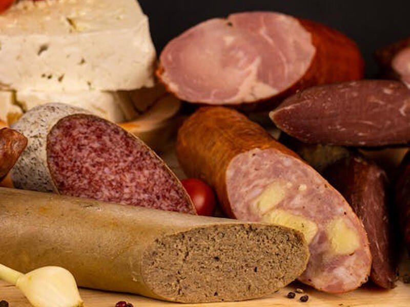 Kolbasanın üstündə bu söz varsa, qəti almayın Kolbasanın üstündə bu söz varsa, qəti almayın