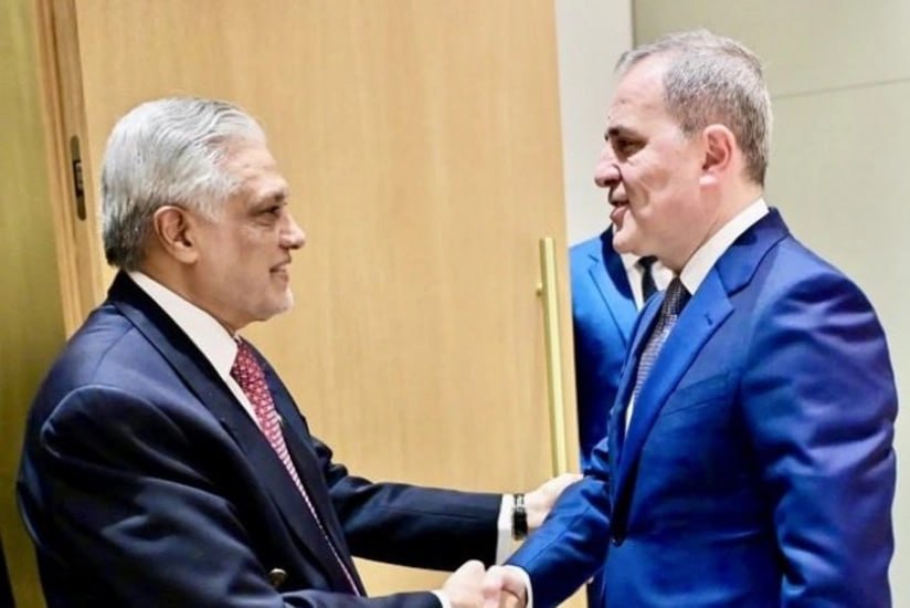 Ceyhun Bayramov pakistanlı həmkarı ilə regional məsələləri MÜZAKİRƏ ETDİ Ceyhun Bayramov pakistanlı həmkarı ilə regional məsələləri MÜZAKİRƏ ETDİ