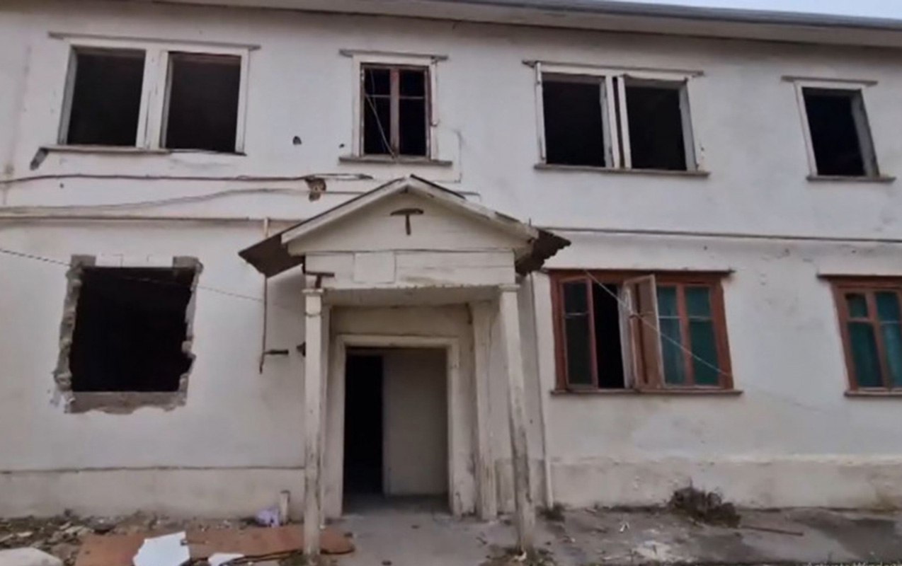 Sumqayıtda bu yaşayış binaları sökülür - VİDEO Sumqayıtda bu yaşayış binaları sökülür - VİDEO