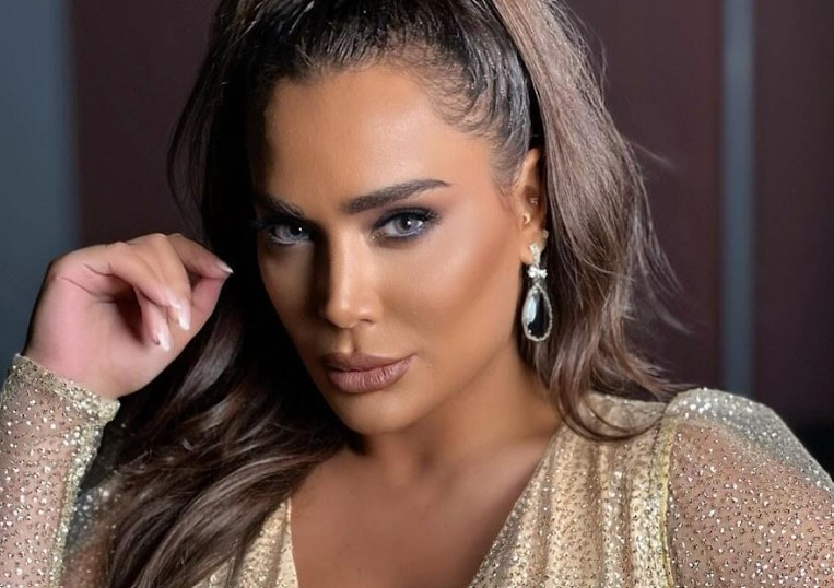 "Ayıb olsun mənə dediklərinə görə" - ağlayaraq efirdən GETDİ - VİDEO "Ayıb olsun mənə dediklərinə görə" - ağlayaraq efirdən GETDİ - VİDEO