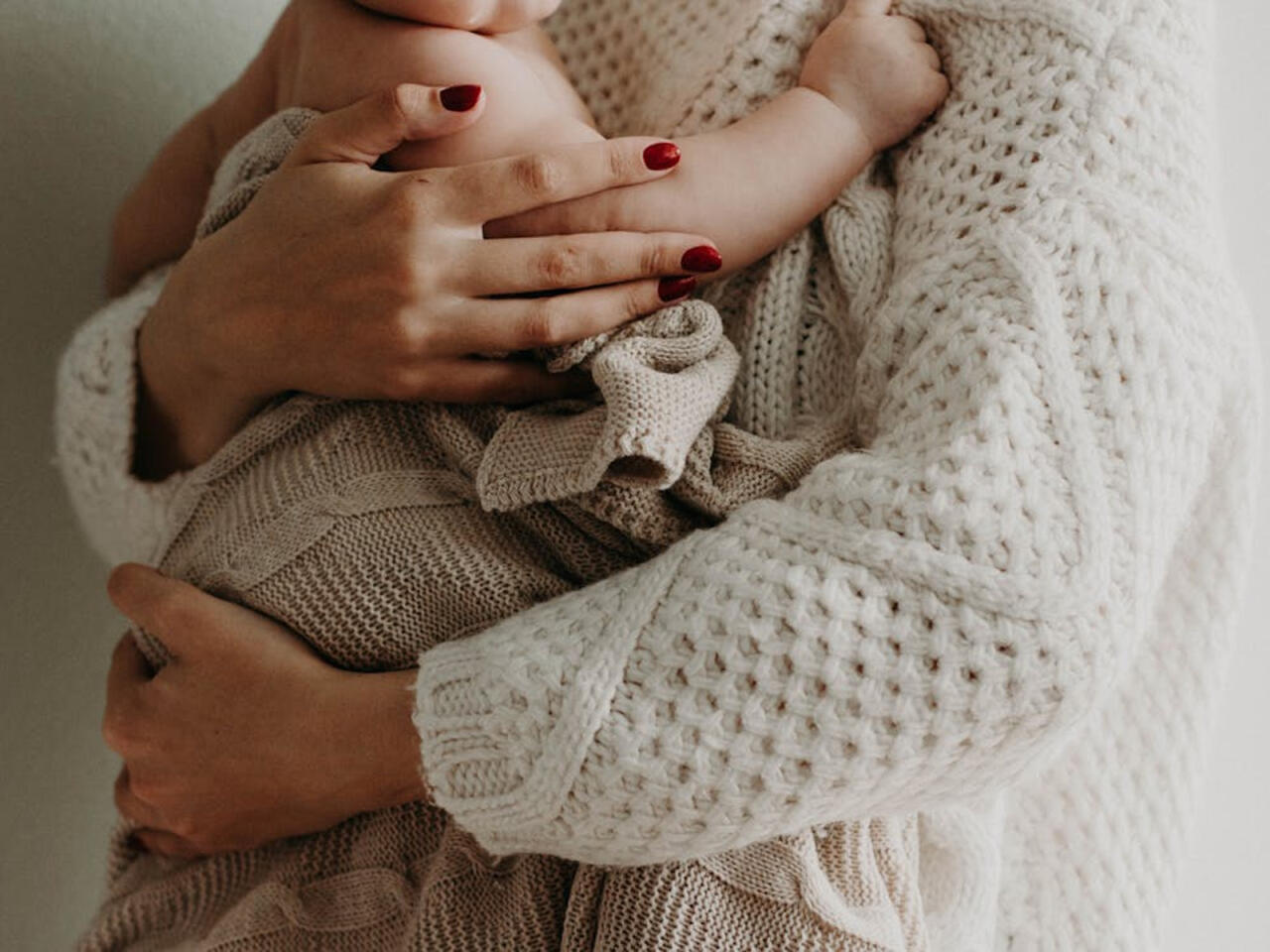 33 yaşlı qadın 18 yaşlı oğlandan uşaq DOĞDU - Efirdə QALMAQAL - VİDEO 33 yaşlı qadın 18 yaşlı oğlandan uşaq DOĞDU - Efirdə QALMAQAL - VİDEO