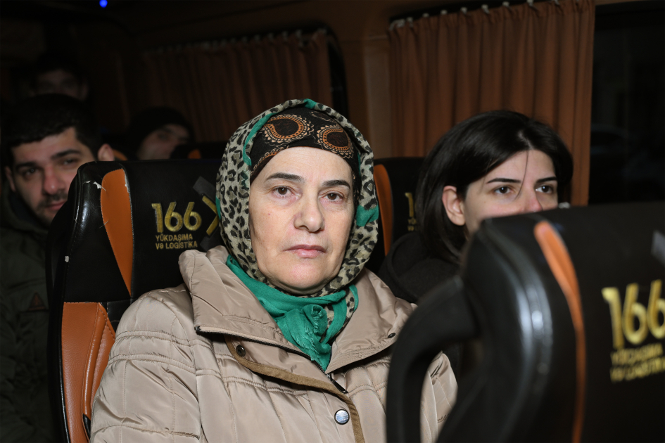 Onlar da doğma yurdlarına qayıdır – FOTO Onlar da doğma yurdlarına qayıdır – FOTO