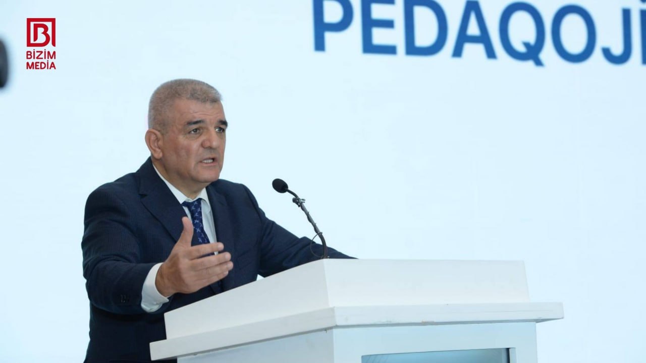 Fazil Mustafa: “Dini yaxşı bilməyən yaxşı ateist ola bilmir” Fazil Mustafa: “Dini yaxşı bilməyən yaxşı ateist ola bilmir”