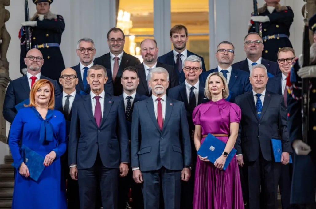 Çexiyada YENİ hökumət – Nazirlərin adları günün sonunda açıqlanacaq Çexiyada YENİ hökumət – Nazirlərin adları günün sonunda açıqlanacaq