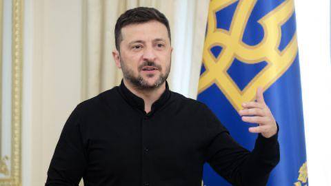 Zelenski: “Ukrayna Donbası nə de-yure, nə də de-fakto Rusiya ərazisi kimi tanımır” Zelenski: “Ukrayna Donbası nə de-yure, nə də de-fakto Rusiya ərazisi kimi tanımır”