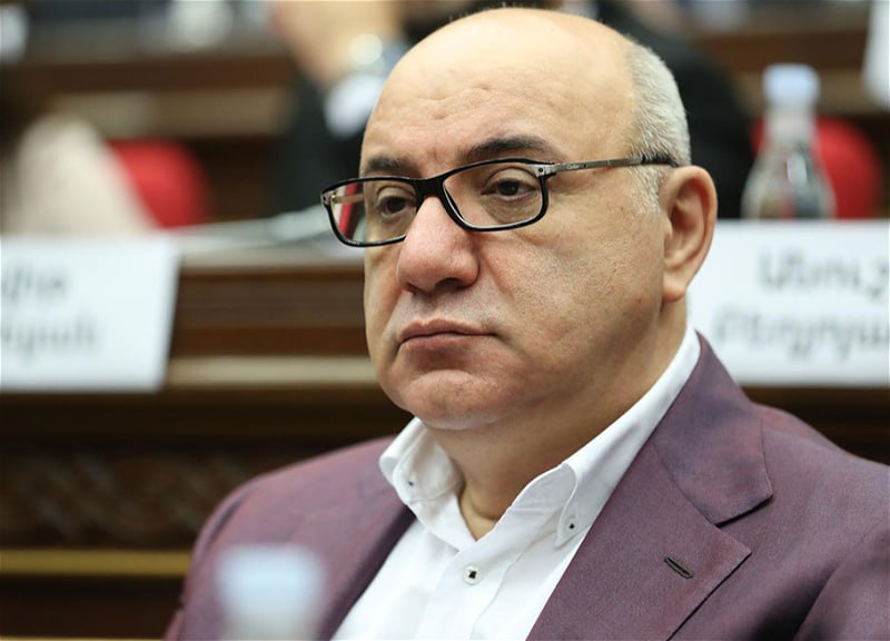 Erməni səfirin şəxsi tapançaları əlindən alındı &ndash; Nazirliyi məhkəməyə verdi