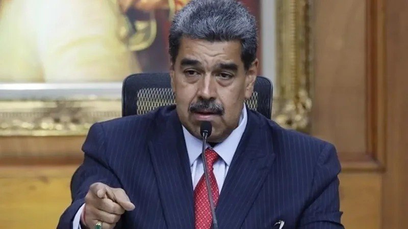 Maduro amerikalılara səsləndi: “Ölkənizdə “dəli adamlar”ın əl-qolunu bağlayın” Maduro amerikalılara səsləndi: “Ölkənizdə “dəli adamlar”ın əl-qolunu bağlayın”