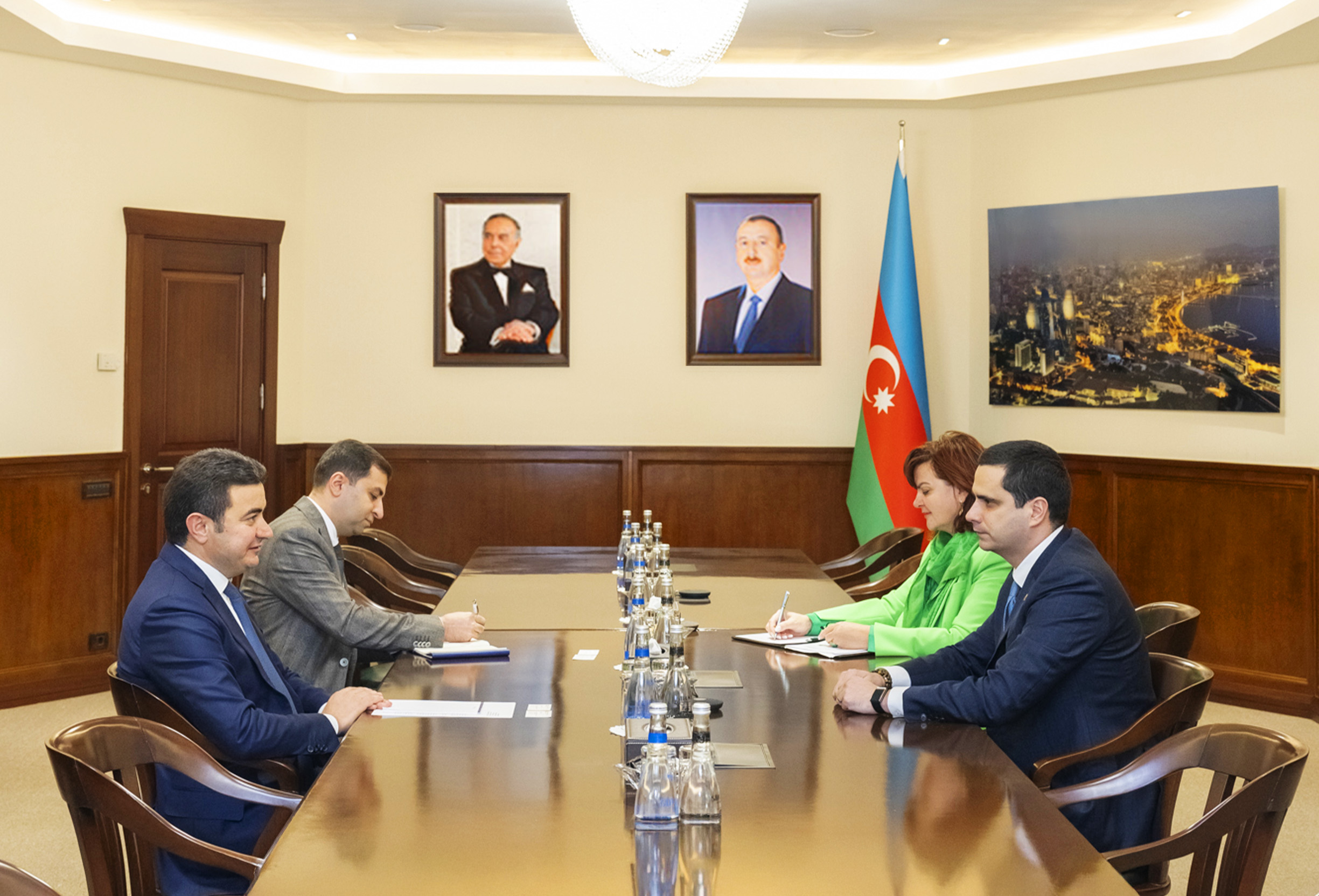 Azərbaycan və Slovakiya arasında aviasiya sahəsində əməkdaşlığın genişləndirilməsi müzakirə olundu Azərbaycan və Slovakiya arasında aviasiya sahəsində əməkdaşlığın genişləndirilməsi müzakirə olundu