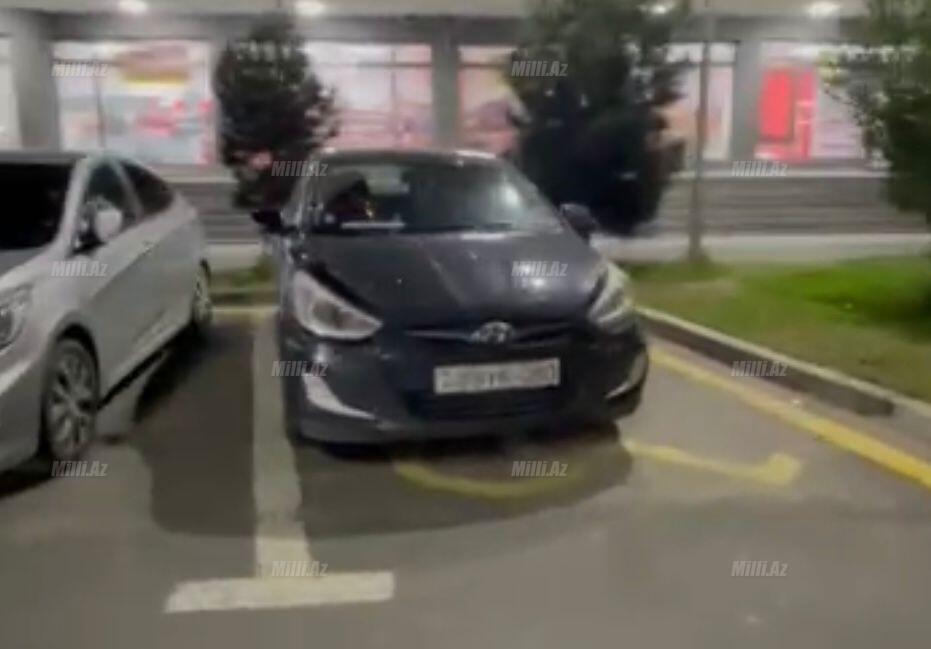 "Hövsan MİDA"da əlillər üçün olan parkinqlər zəbt olunub - ŞİKAYƏT - VİDEO "Hövsan MİDA"da əlillər üçün olan parkinqlər zəbt olunub - ŞİKAYƏT - VİDEO