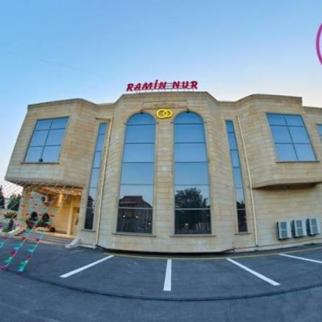 Bakıda şadlıq sarayı müştərilərini ALDADIRMIŞ: Dana əti adı ilə… - FOTO Bakıda şadlıq sarayı müştərilərini ALDADIRMIŞ: Dana əti adı ilə… - FOTO